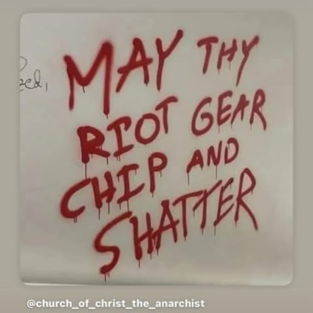 Meet your Posher, Molly